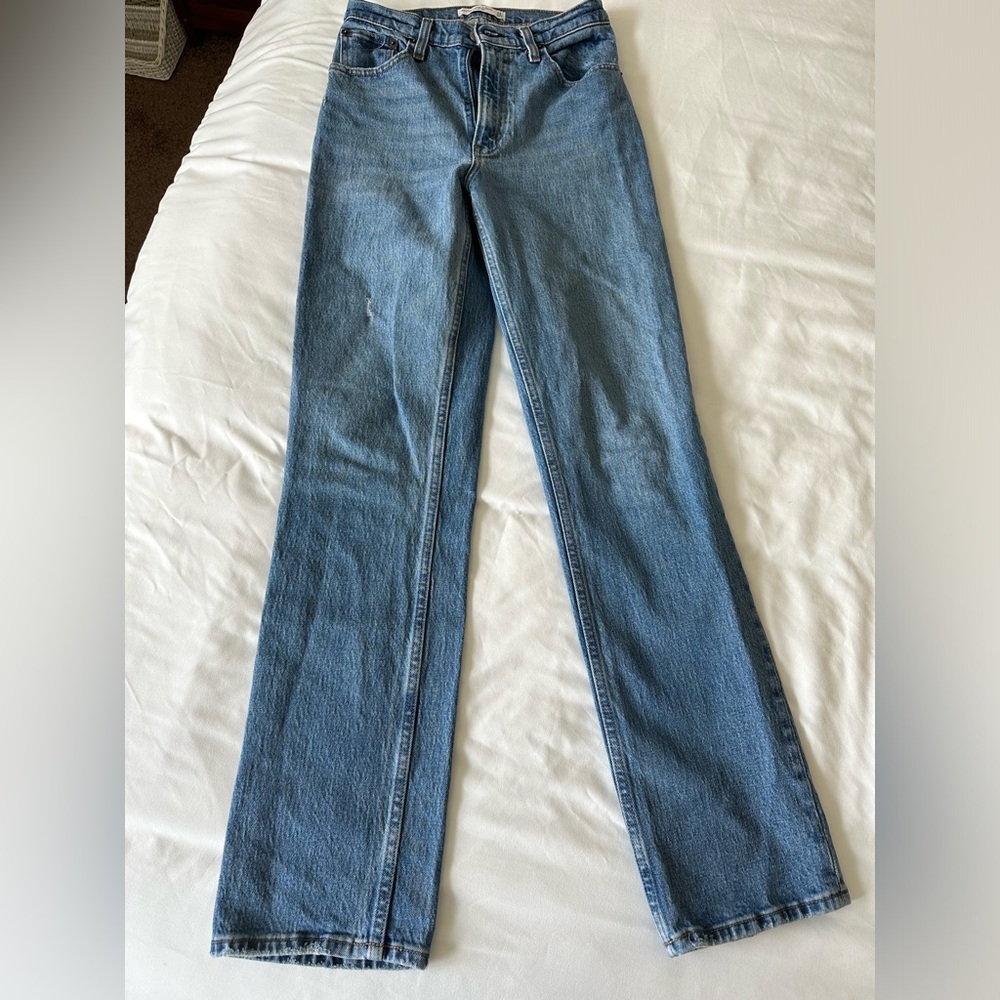 Abercrombie 90s Straight Ultra High Rise Jeans